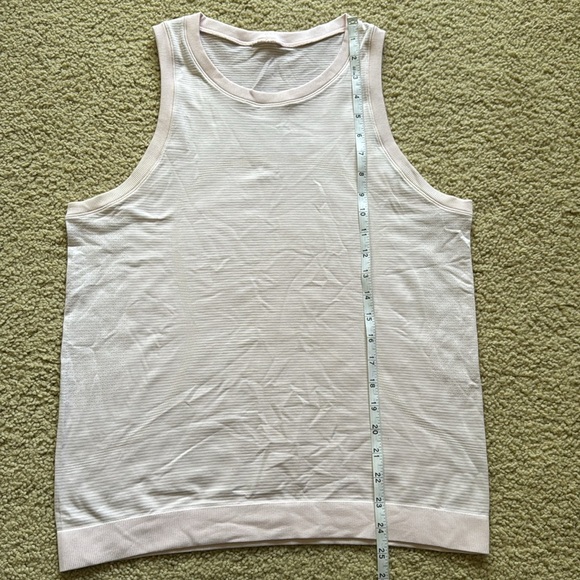 Lululemon Swiftly Relaxed Muscle Tank - Picture 4 of 4